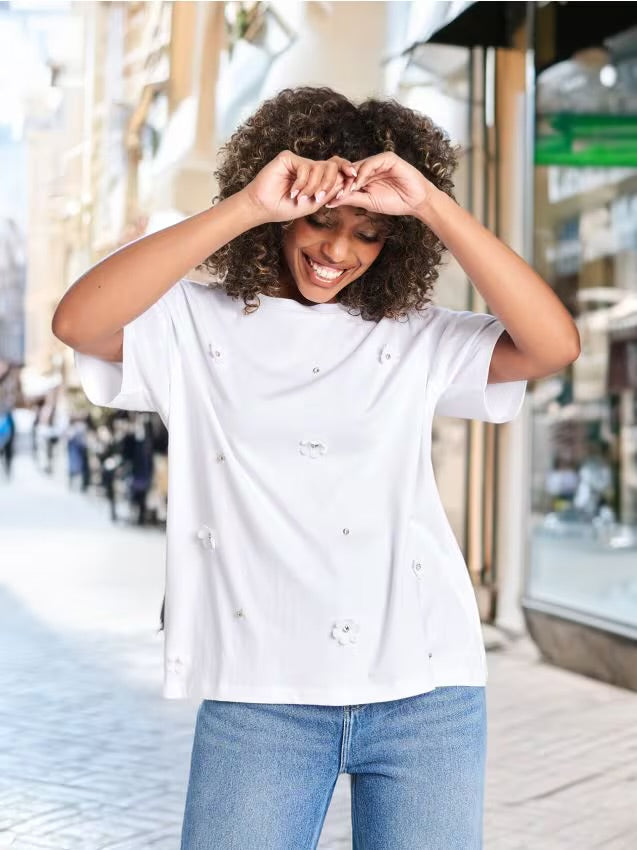 Tričko Ozdobené Kvetinkou A S Kamienkami