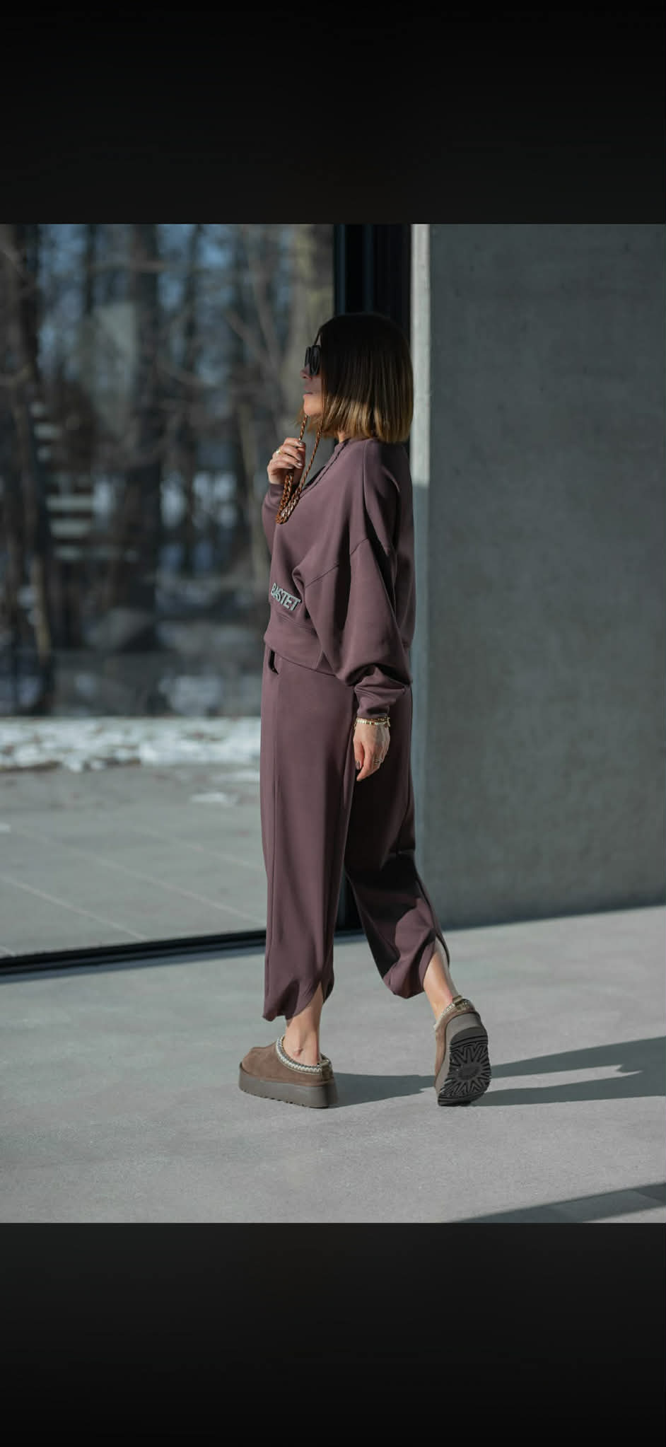 Bastet Mikina Brown S Kamienkami