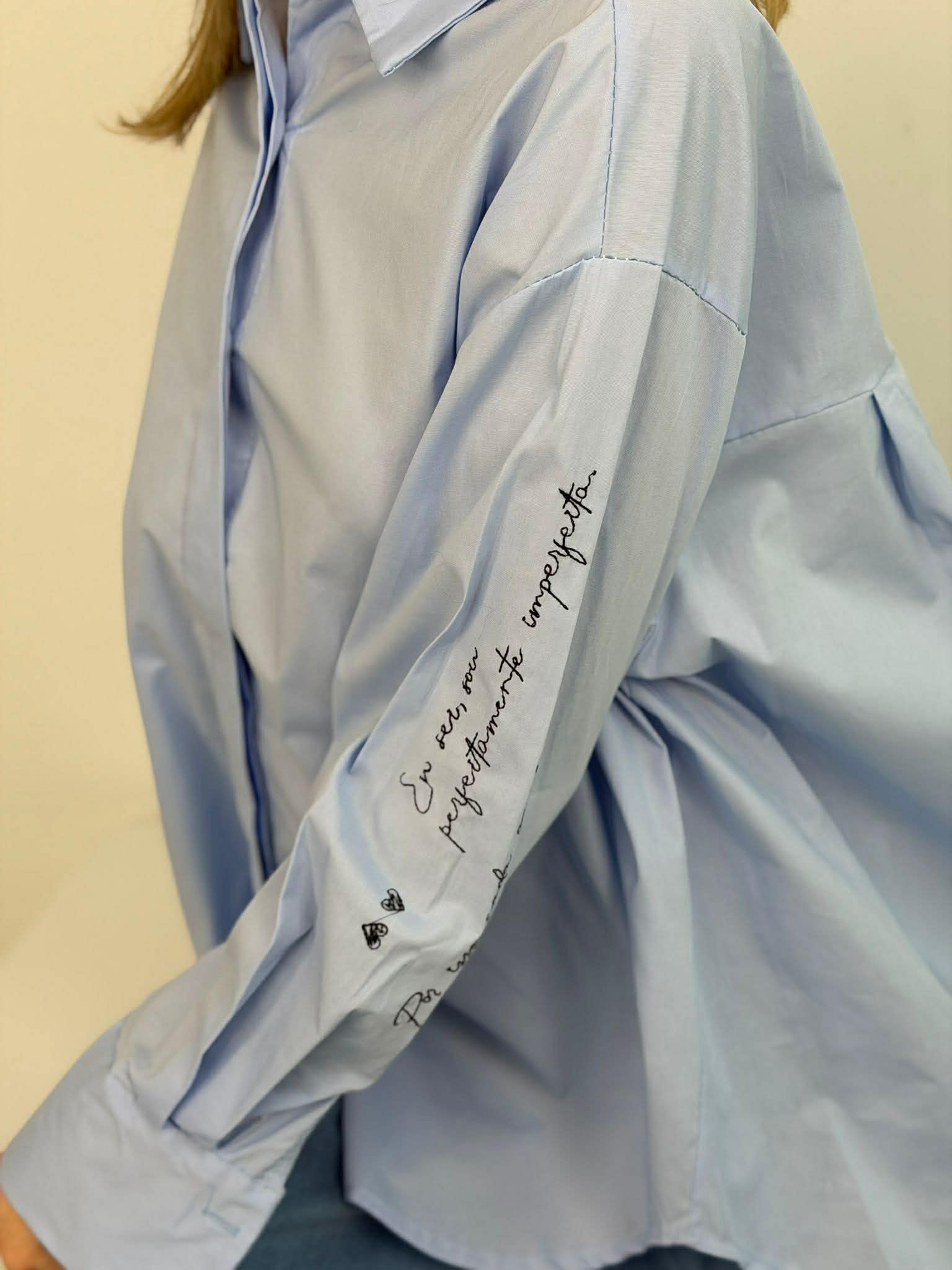 Košela Modré Volná S Nápismi Na Rukáve